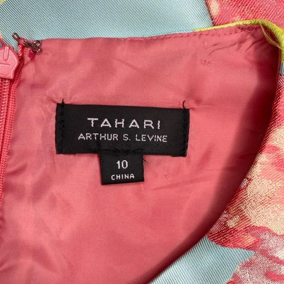 Tahari Floral Fit and Flare Dress - Picture 8 of 9